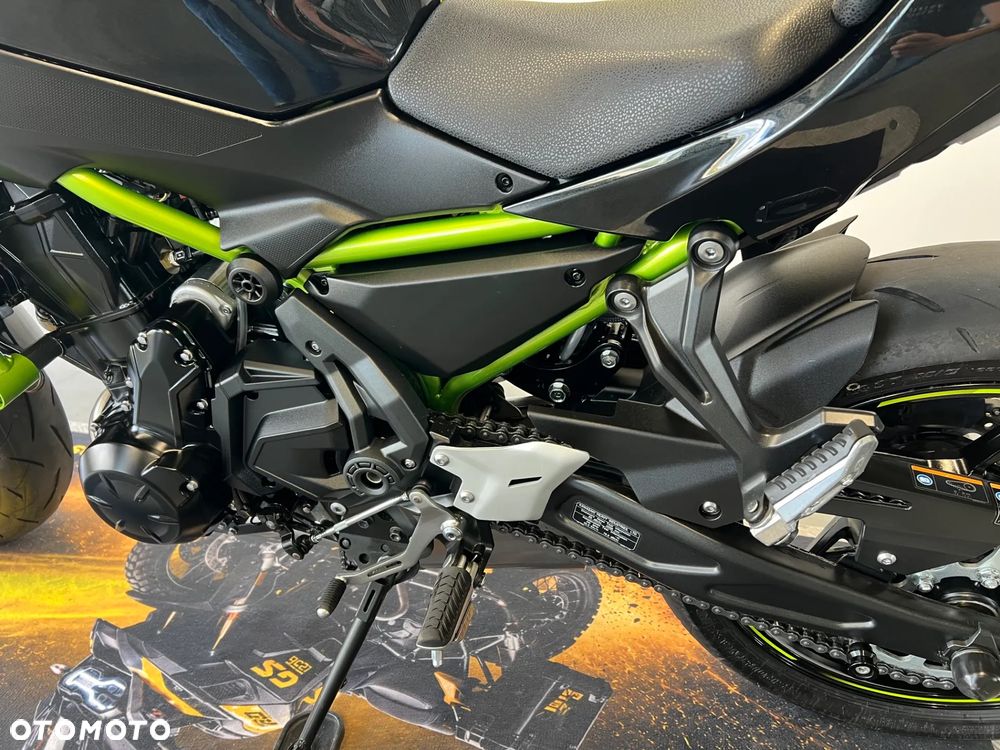 Kawasaki Z 650 - 17