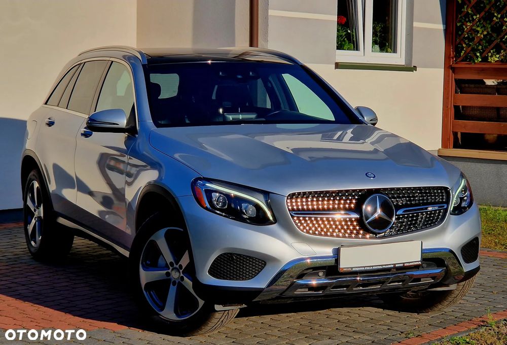 Mercedes-Benz GLC 300 4Matic 9G-TRONIC Exclusive - 4