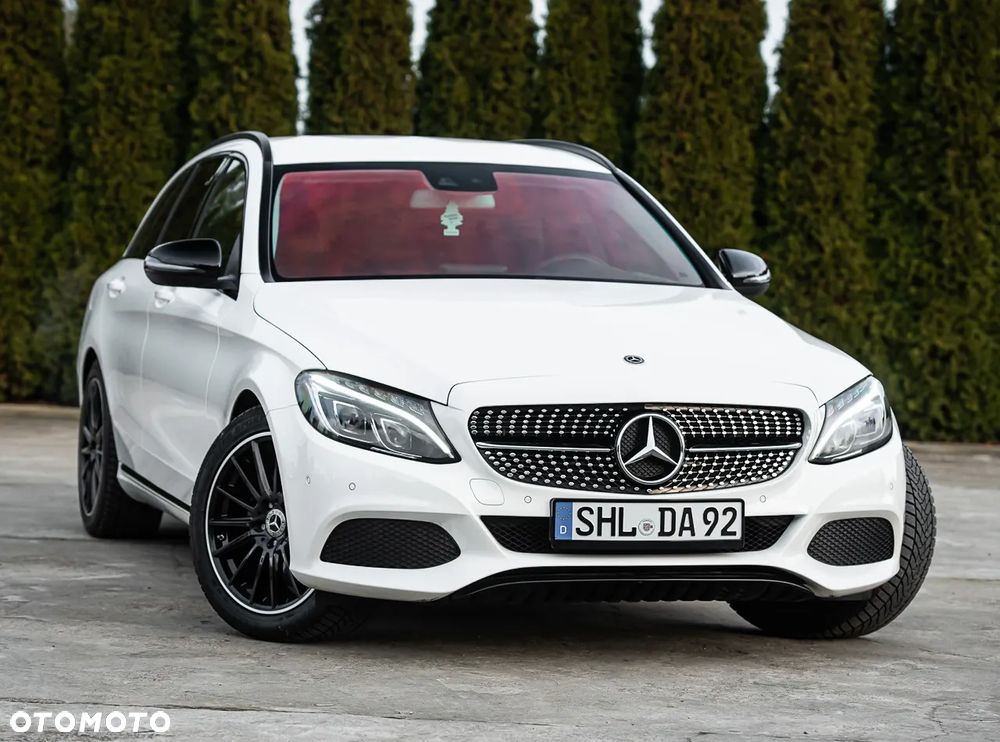 Mercedes-Benz Klasa C 180 9G-TRONIC AMG Line - 2