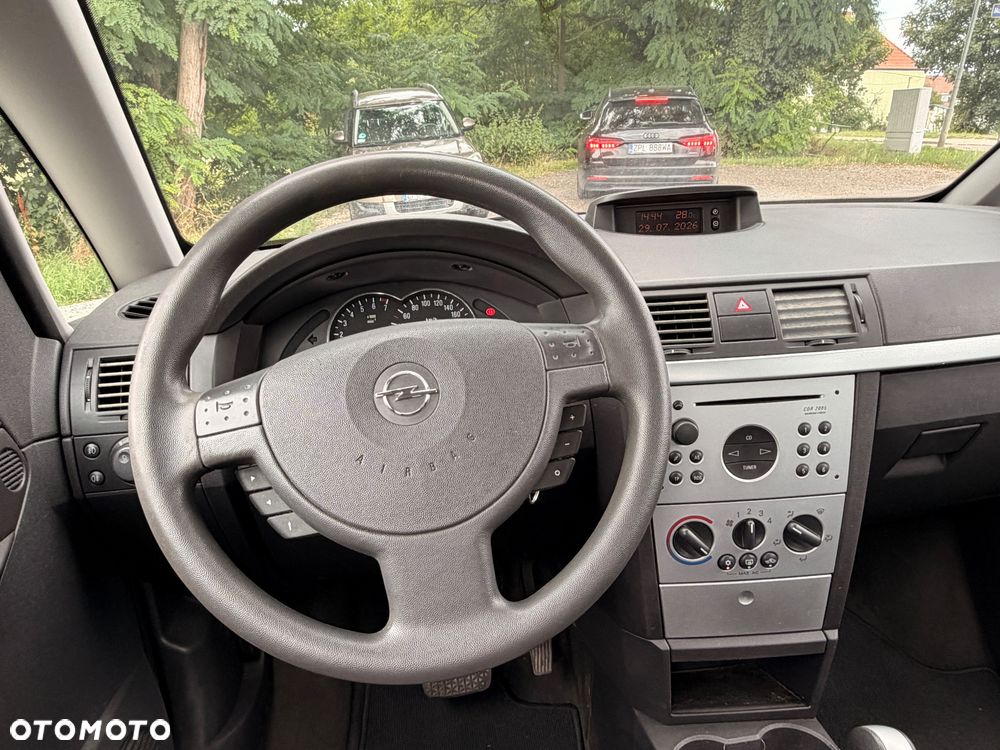 Opel Meriva - 12
