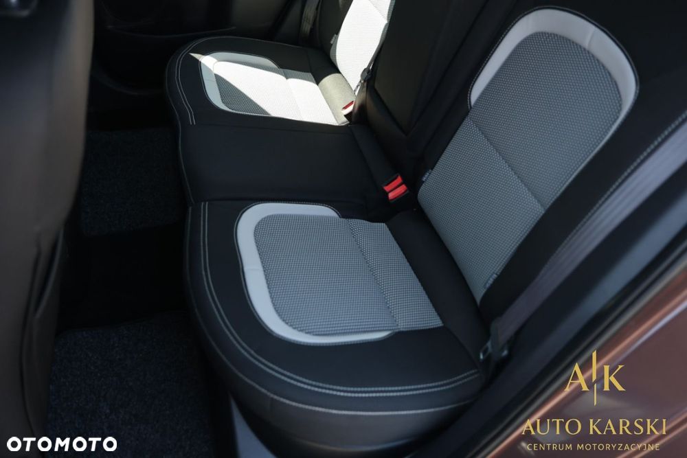 Kia Ceed - 34
