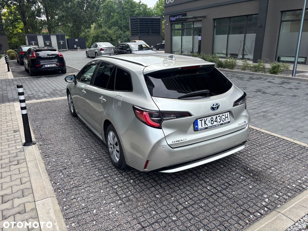 Toyota Corolla 1.8 Hybrid Executive - 31