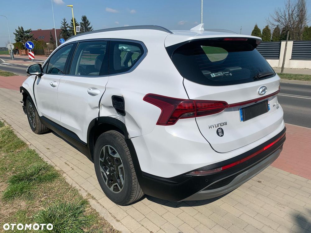 Hyundai Santa Fe ver-1-6-t--gdi-hev-executive - 6