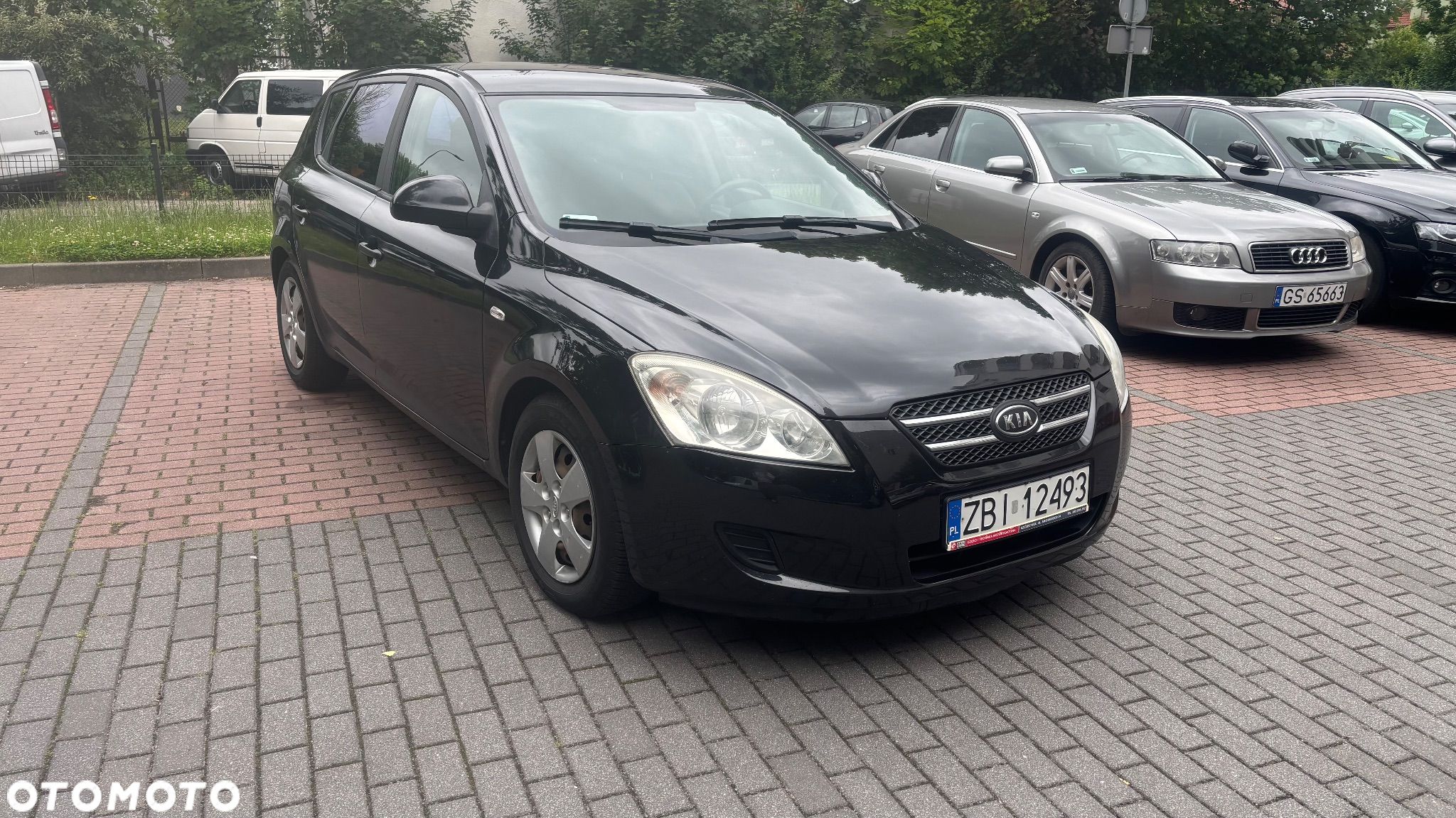 Kia Ceed - 1