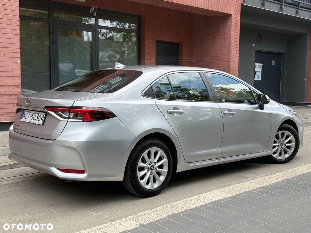 Toyota Corolla 1.5 Comfort - 12