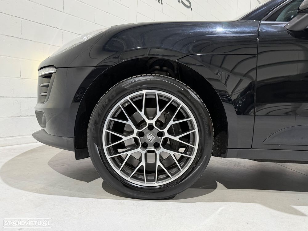 Porsche Macan Standard - 25
