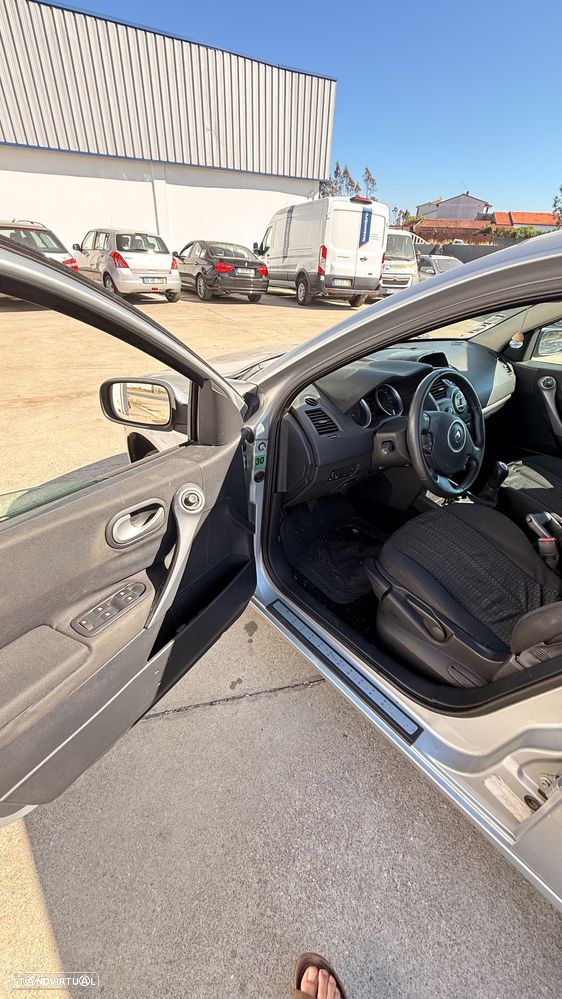 Renault Mégane 1.5 dCi Dynamique - 9