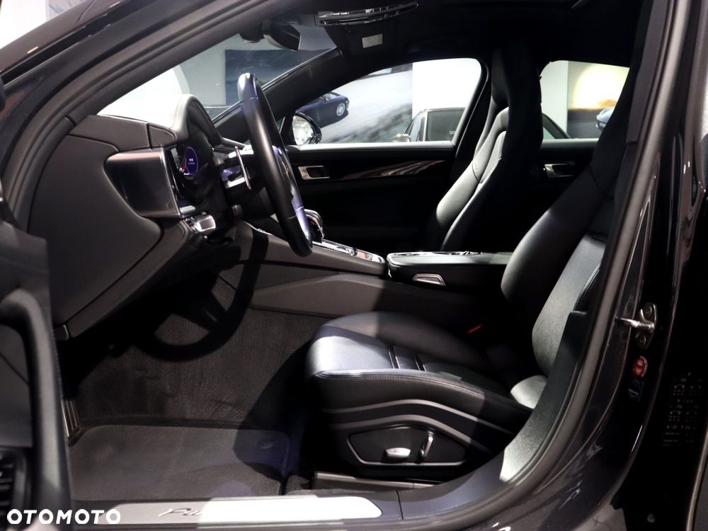 Porsche Panamera 4 E-Hybrid GPF - 17