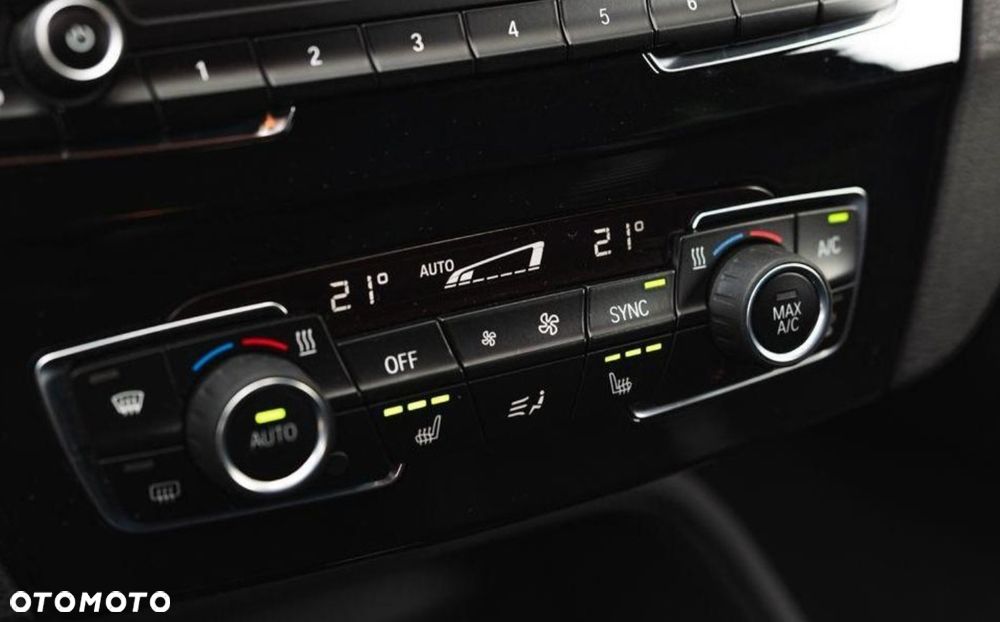 BMW X1 sDrive18d Advantage sport - 26