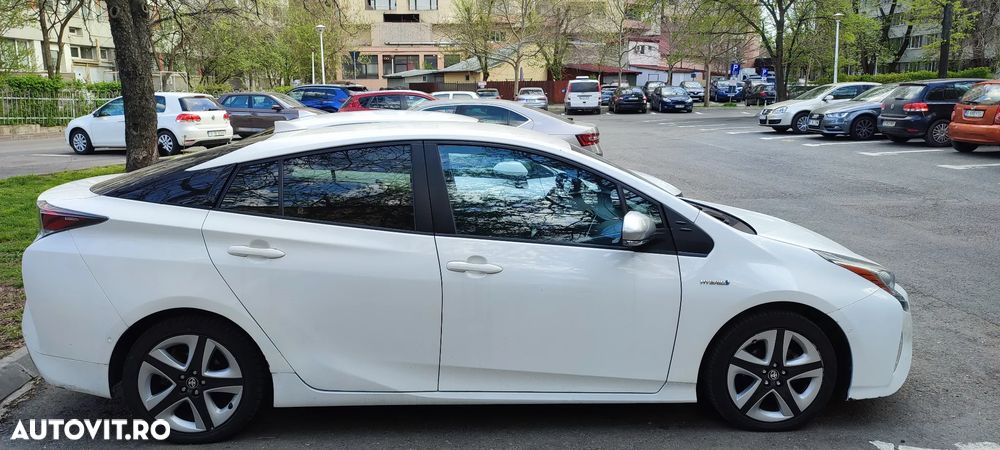 Toyota Prius - 2