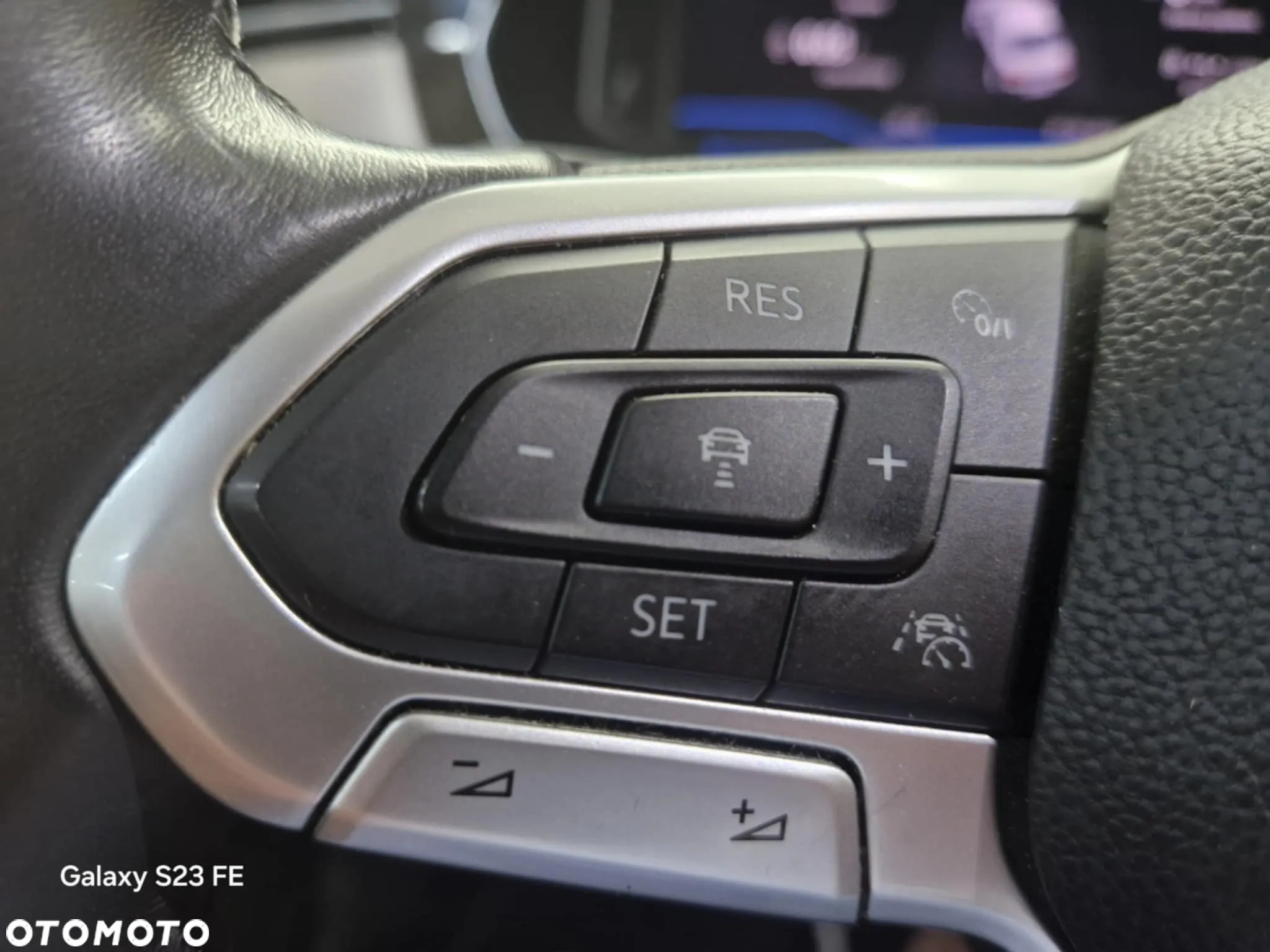 Volkswagen Passat 2.0 TSI Elegance DSG - 31