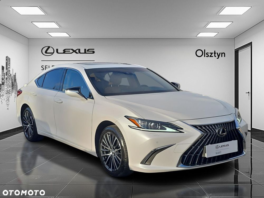 Lexus ES 300h Business Edition - 3