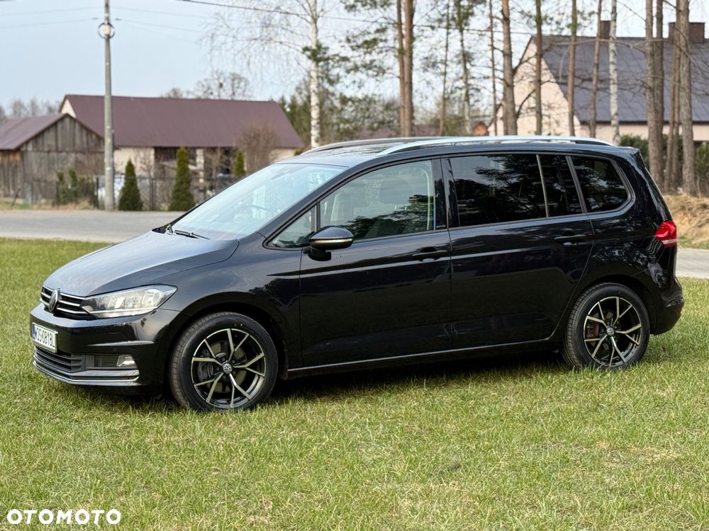 Volkswagen Touran 2.0 TDI SCR DSG ACTIVE - 3