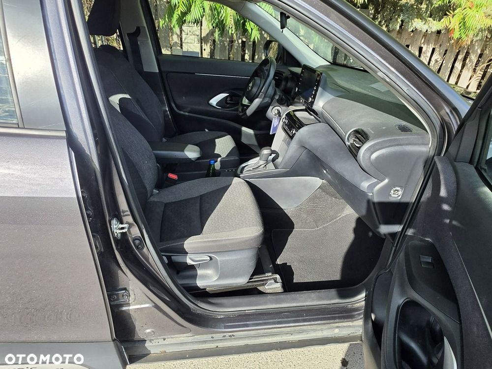 Toyota Yaris Cross - 13