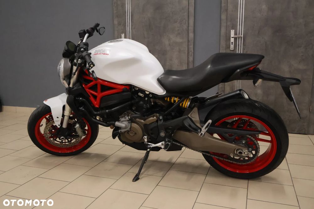 Ducati Monster - 9