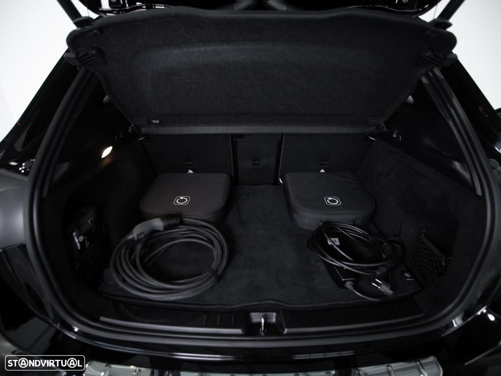 Mercedes-Benz EQA 300 4Matic - 12