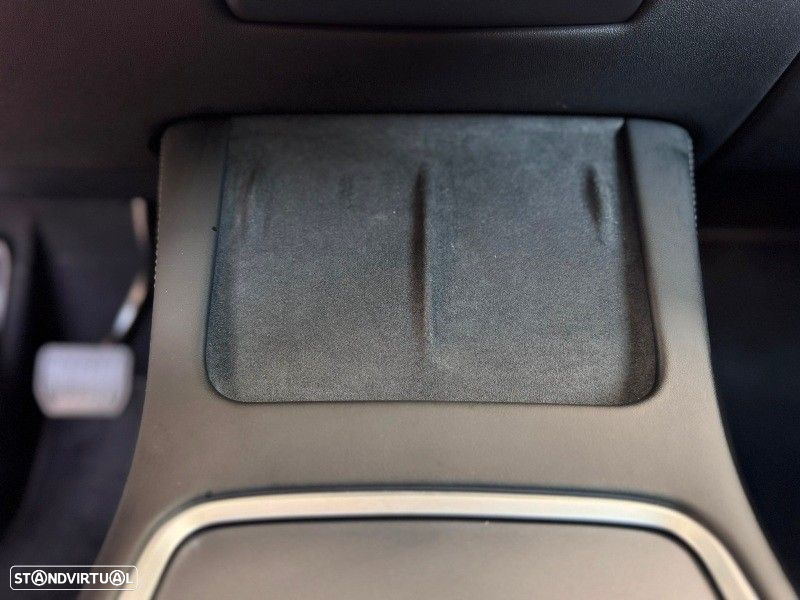 Tesla Model Y RWD - 36