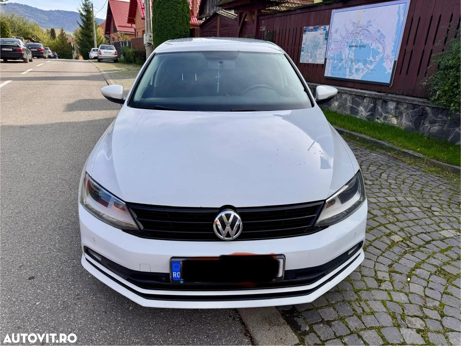Volkswagen Jetta 2.0 TDI Trendline - 8