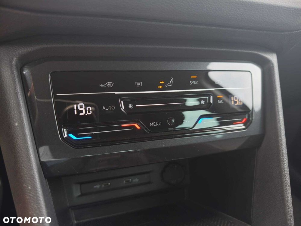 Volkswagen Tiguan 1.5 TSI EVO Life DSG - 20