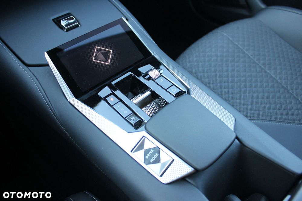 DS Automobiles DS 4 1.5 BlueHDi Trocadero - 9