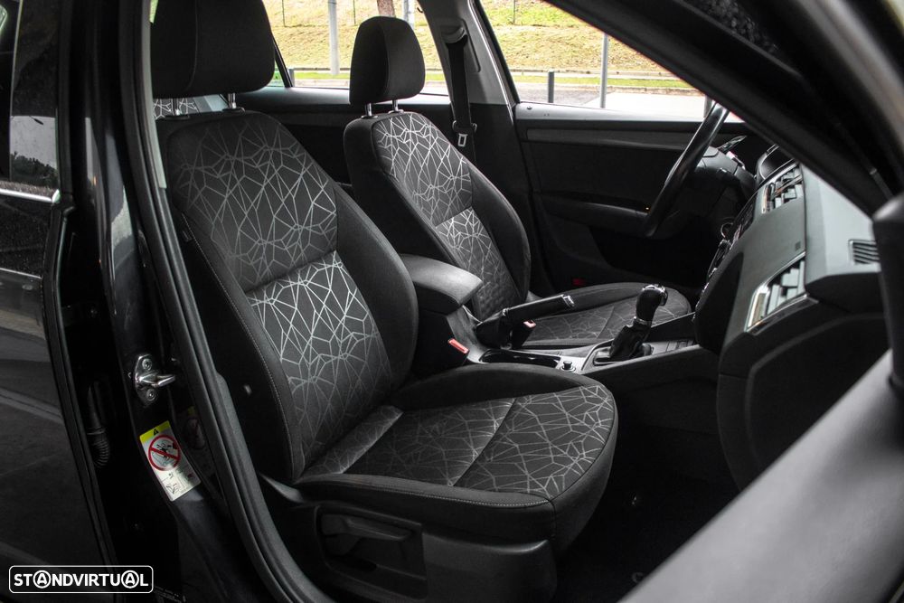 Skoda Octavia Break 1.6 TDI DSG Style - 29