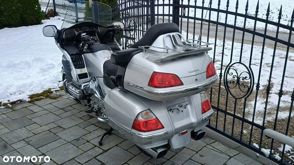 Honda GL - 4