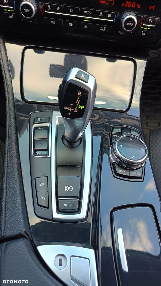 BMW Seria 5 535d xDrive Luxury Line - 24
