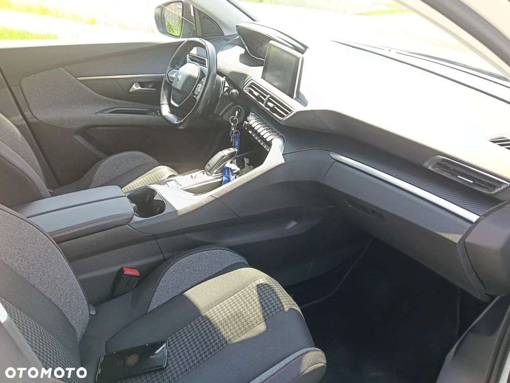 Peugeot 3008 BlueHDi 130 Stop & Start EAT8 Active - 10