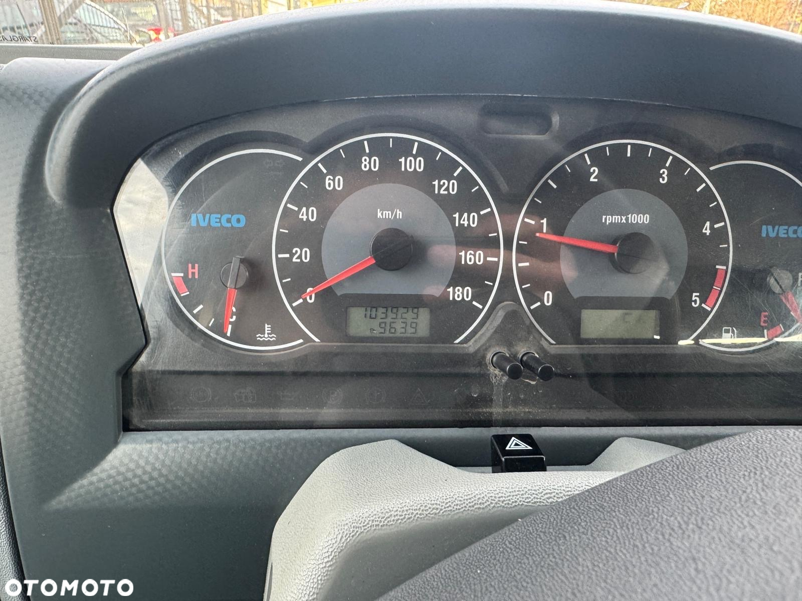 Iveco Massif - 26