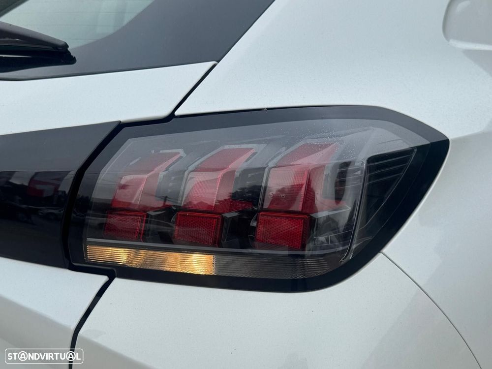 Peugeot 208 1.2 PureTech Active Pack - 7