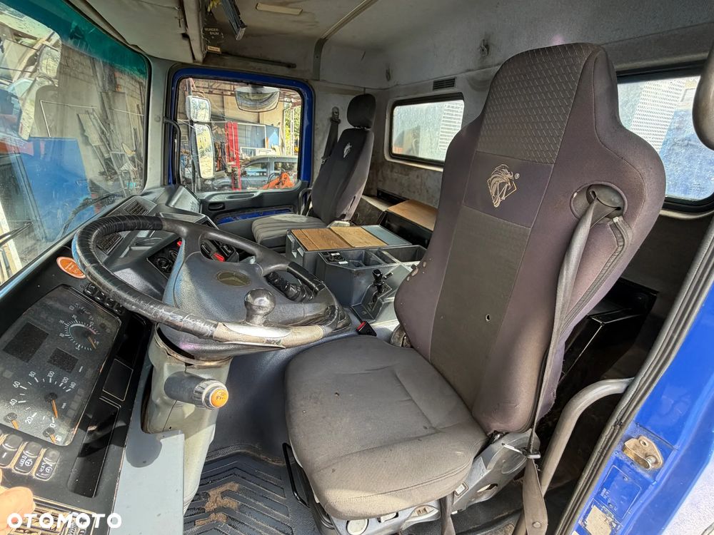 Mercedes-Benz ACTROS - 16