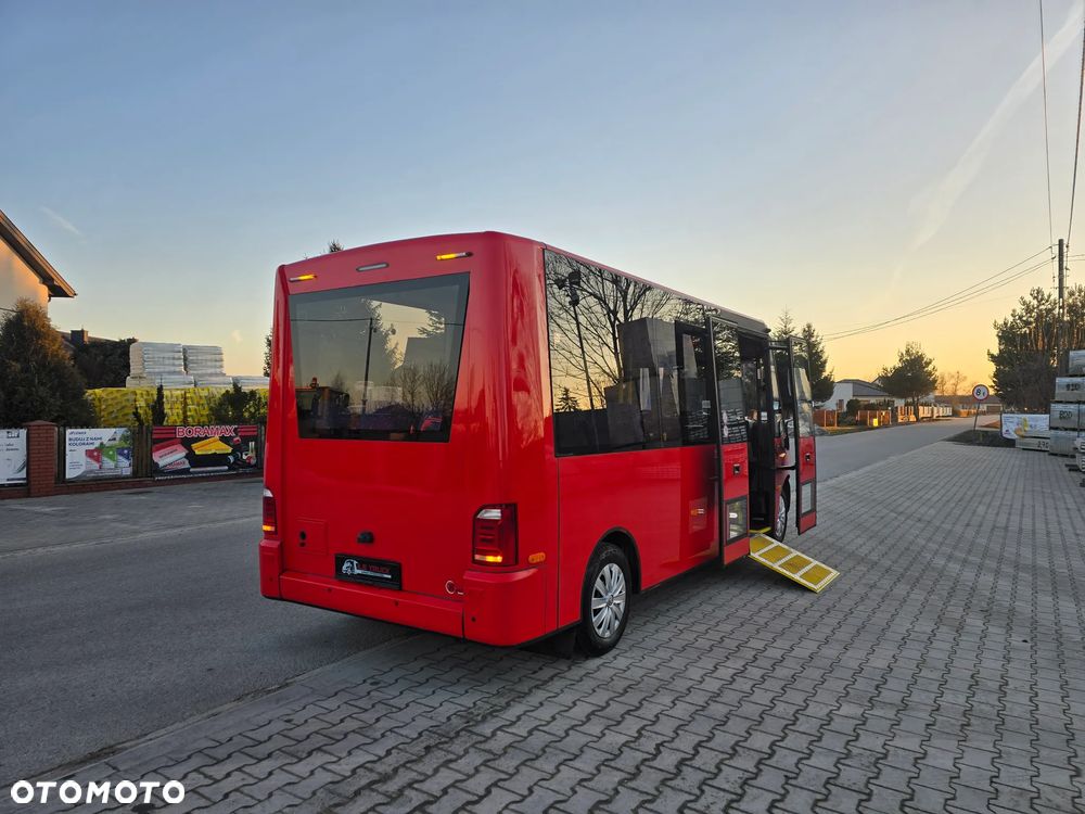 Volkswagen Mikrobus/8+1/Vw T6 /Autobus szkolny - 7