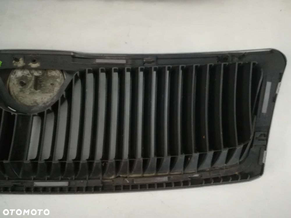 ATRAPA GRILLA SKODA FABIA II, ROOMSTER, OCTAVIA II, 5J0853668A, 1Z0853668 - 12