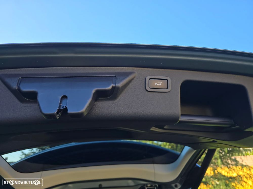 Land Rover Discovery Sport 2.0 TD4 HSE Luxury - 13