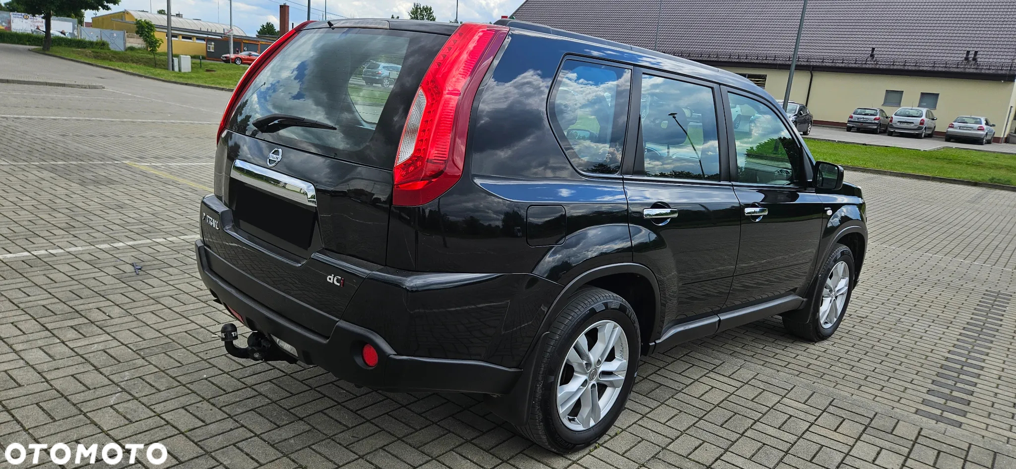 Nissan X-Trail 2.0 dCi 4x4 DPF Platinum - 3