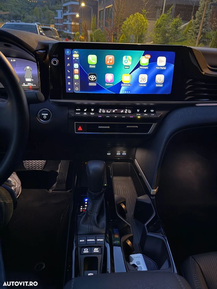 Toyota Camry 2.5 HEV Luxury - 20