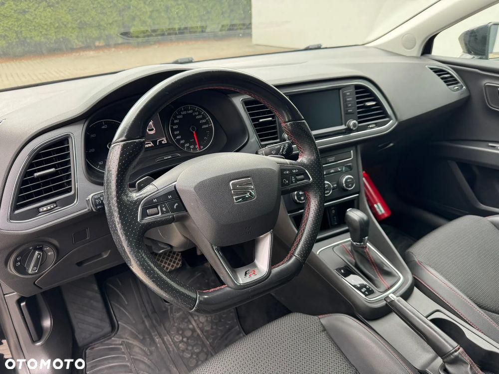 Seat Leon 2.0 TDI FR Black S&S DSG - 28