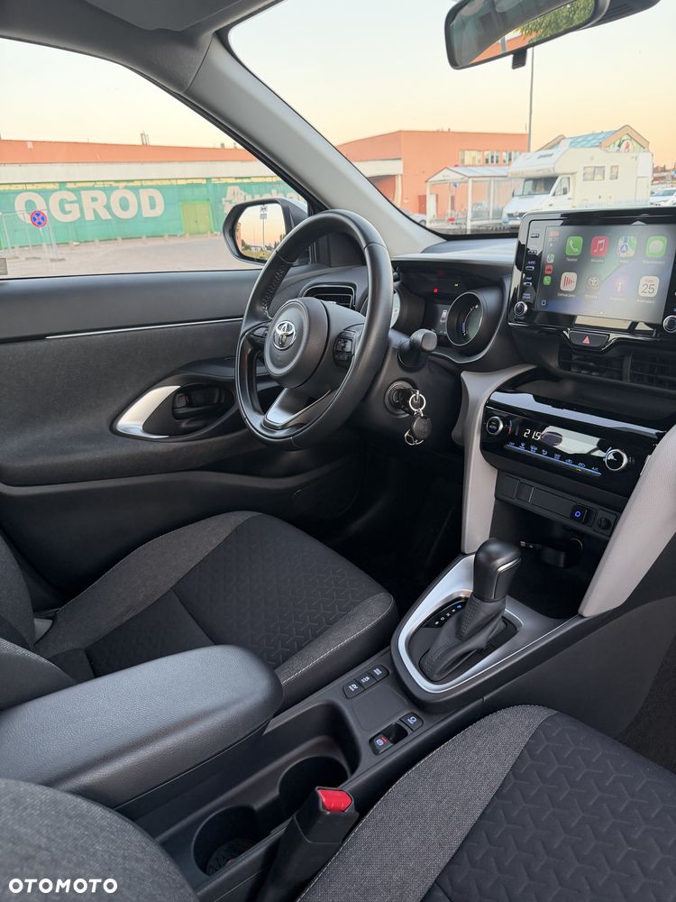 Toyota Yaris Cross - 13