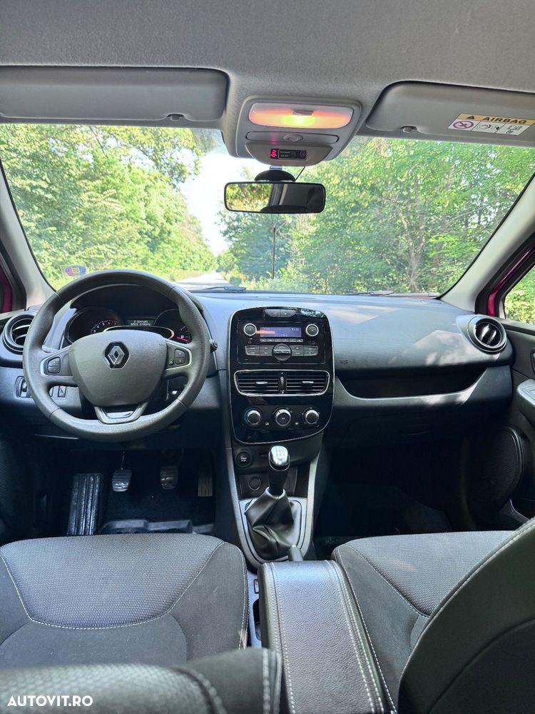 Renault Clio - 8