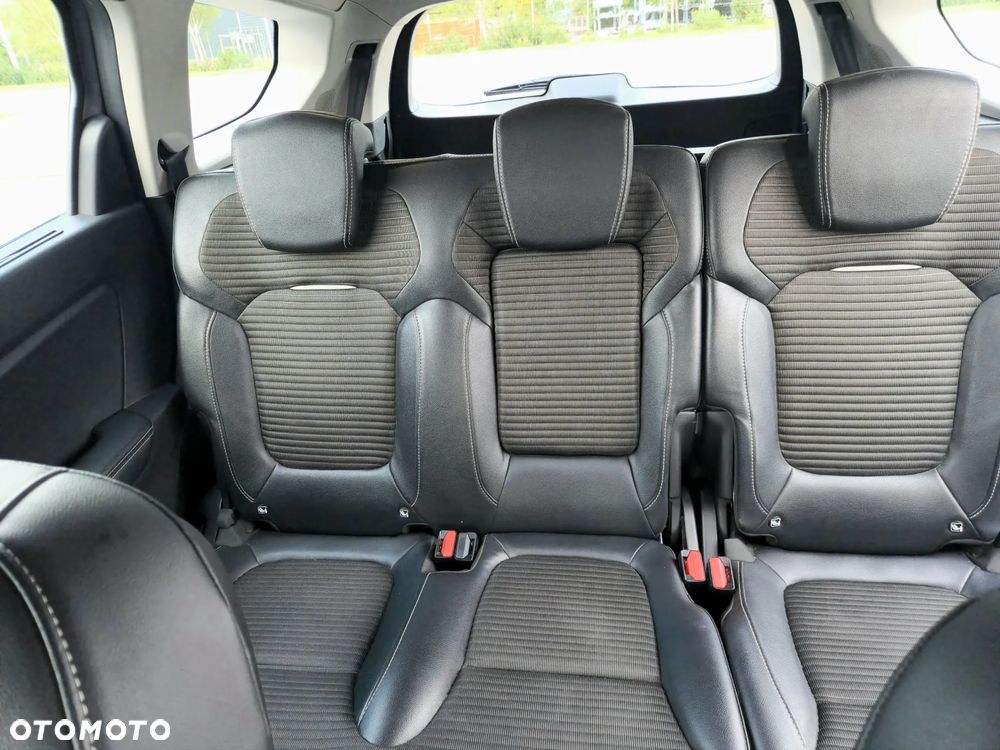 Renault Scenic 1.6 dCi Intens - 6