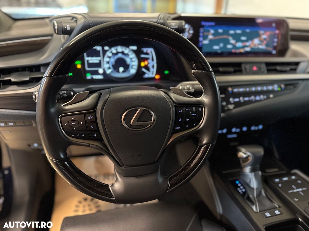 Lexus Seria ES 300h Luxury - 19