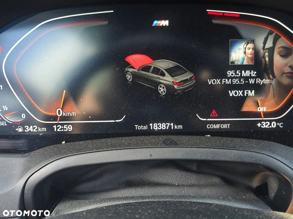 BMW Seria 3 318d Edition M Sport Shadow - 19