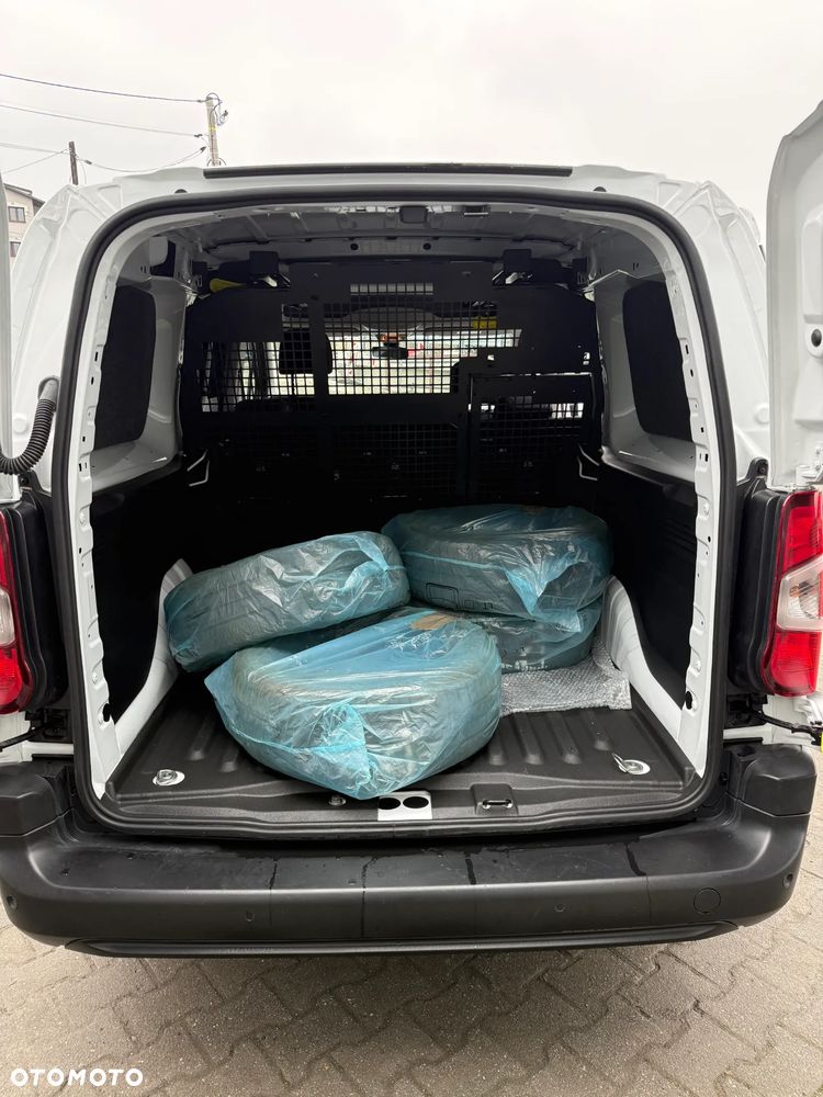 Opel Combo XL S&S 2,4t (bryg.) - 16