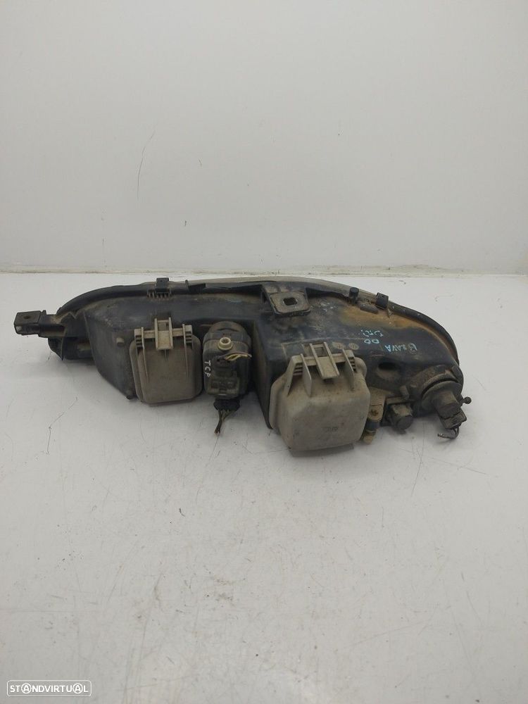 Farol/ Otica Dianteiro Dto Fiat Marea Weekend (185_) - 3