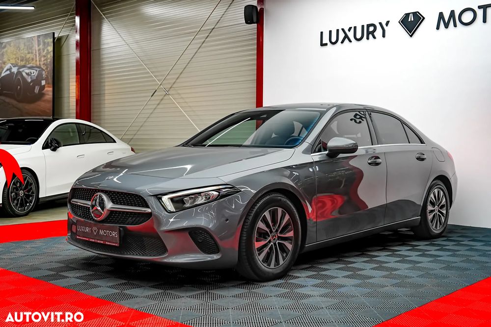 Mercedes-Benz A180
