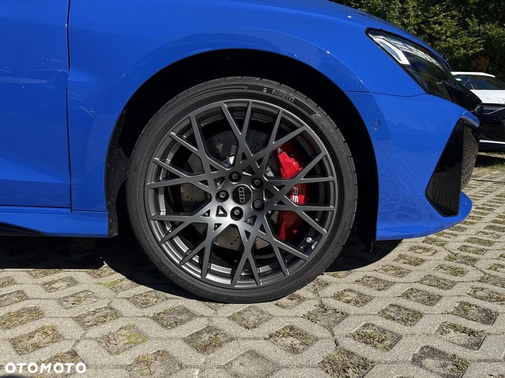 Audi RS3 Limousine - 16