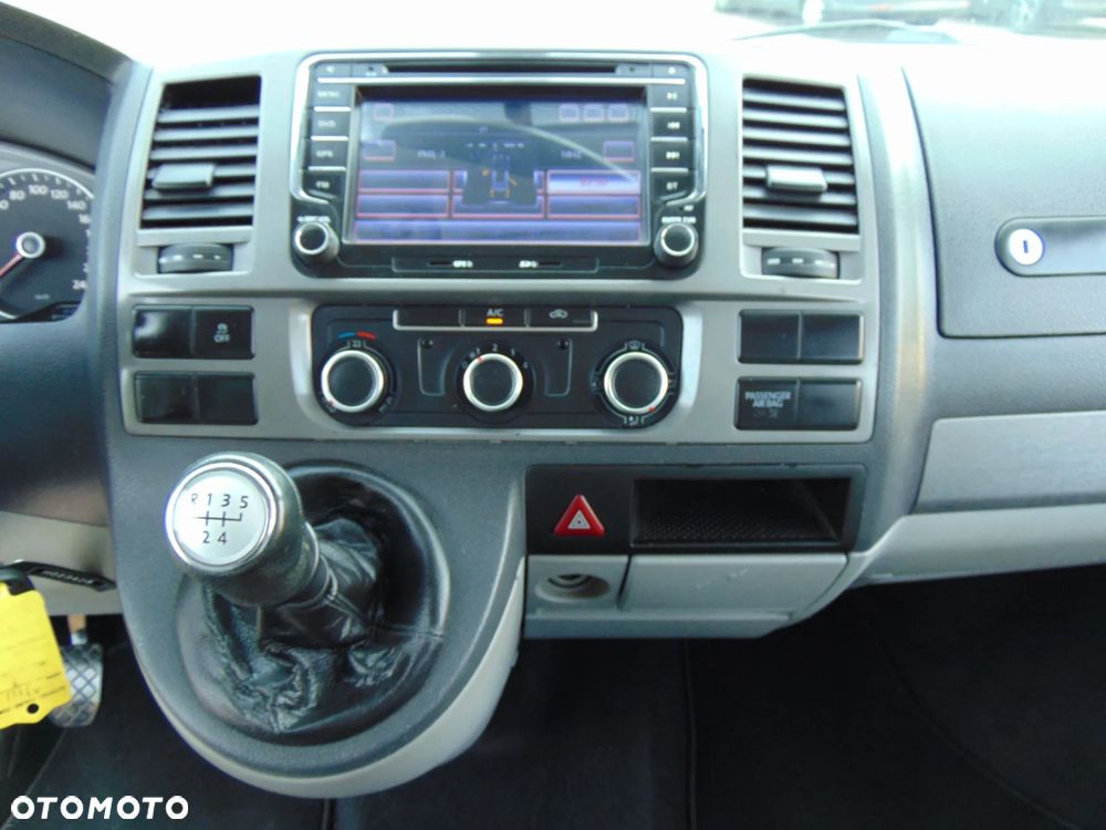 Volkswagen Transporter L2H1 - 24