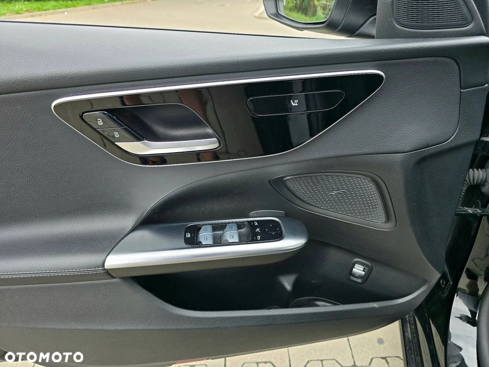 Mercedes-Benz Klasa C 220 d 9G-TRONIC - 26