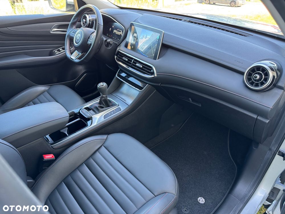 MG HS 1.5T-GDI Luxury - 35