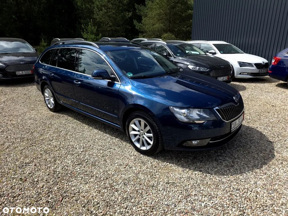 Skoda Superb 2.0 TDI Ambition - 2